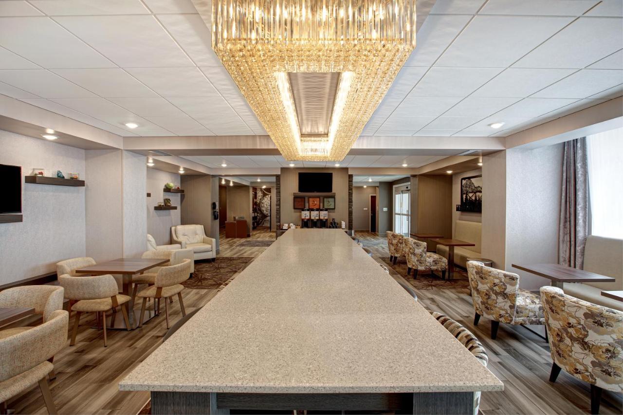 The Landing Hotel & Conference Centre St. Paul Ngoại thất bức ảnh