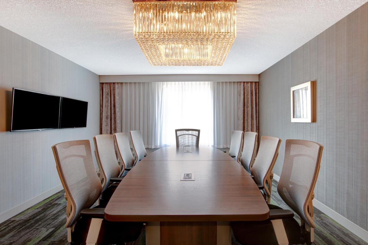 The Landing Hotel & Conference Centre St. Paul Ngoại thất bức ảnh
